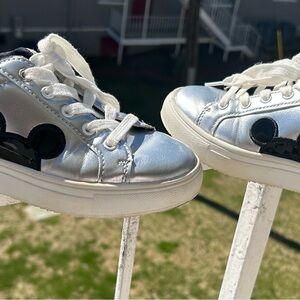 Disney Sleek Silver and Black Sneakers with Bold Design Kids size 12